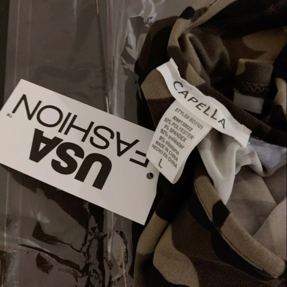 Small Capella Ruched Camouflage Short Sleeve Bodycon Mini Dress - Picture 9 of 10